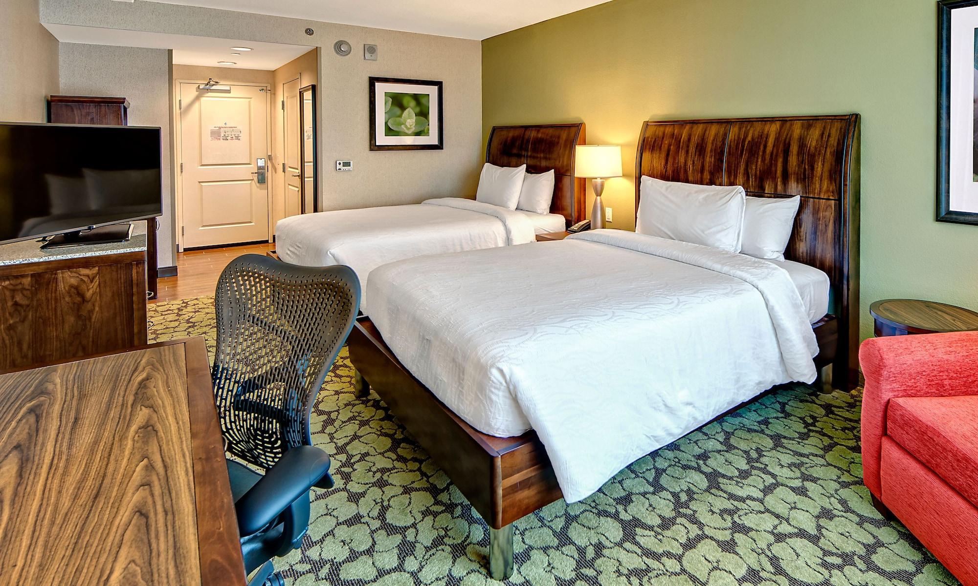 Hilton Garden Inn Nashville Downtown Convention Center Exterior photo
