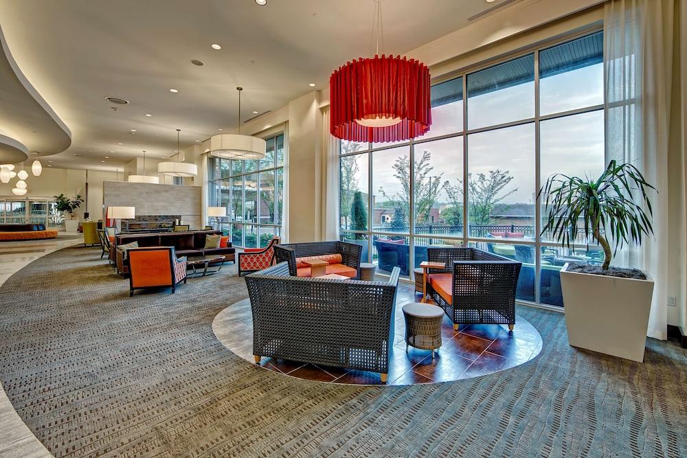 Hilton Garden Inn Nashville Downtown Convention Center Exterior photo